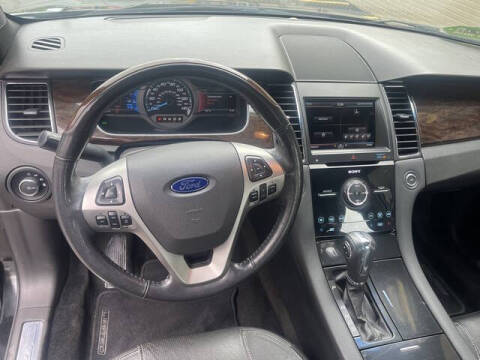 2015 Ford Taurus Limited