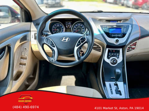 2012 Hyundai Elantra
