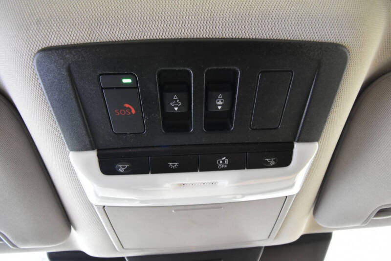 2022 Nissan Pathfinder Platinum