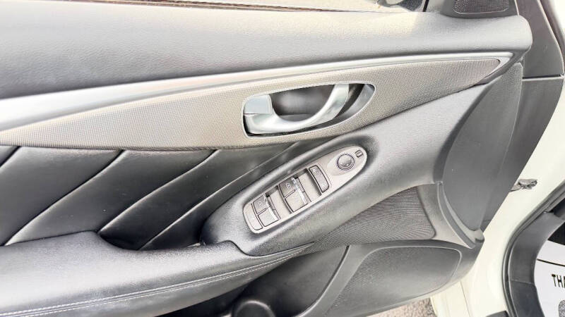 2017 Infiniti Q50 3.0T Signature Edition