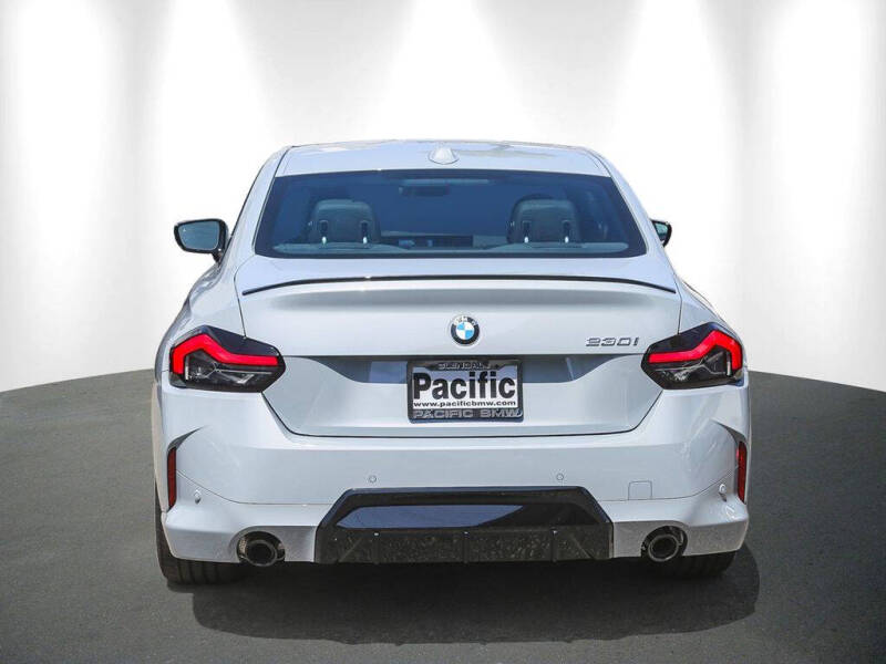 2026 BMW 2 Series 230i