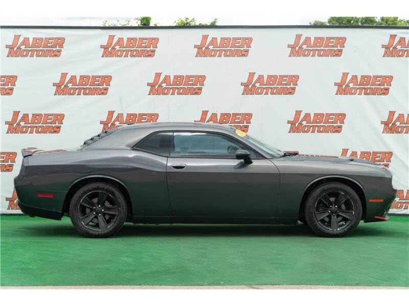 2020 Dodge Challenger SXT
