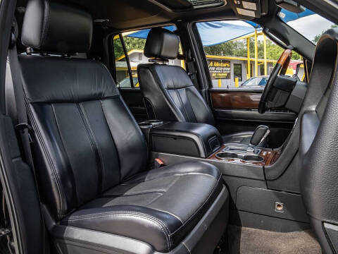 2017 Lincoln Navigator L Select