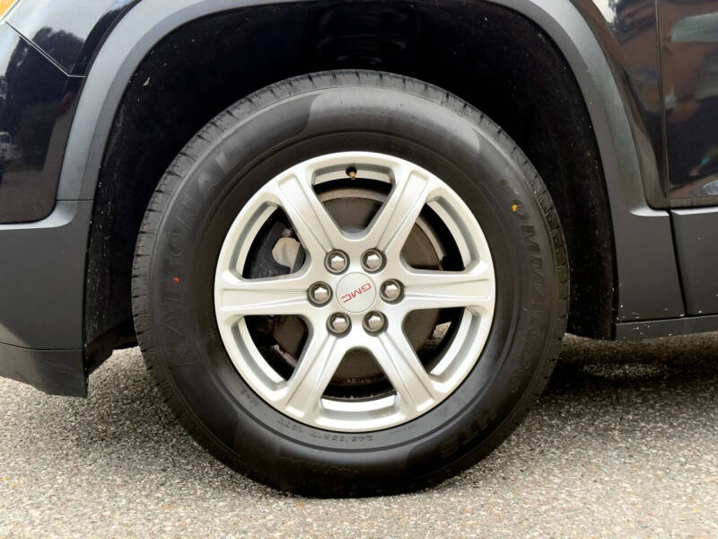 2017 GMC Acadia SLE-1