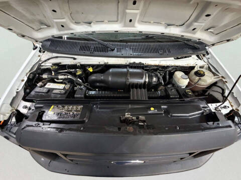 2010 Ford E-Series E-350 SD