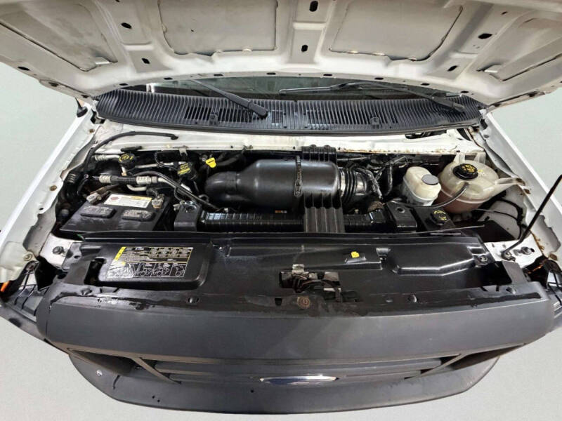 2010 Ford E-Series E-350 SD