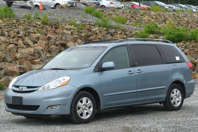 2008 Toyota Sienna XLE