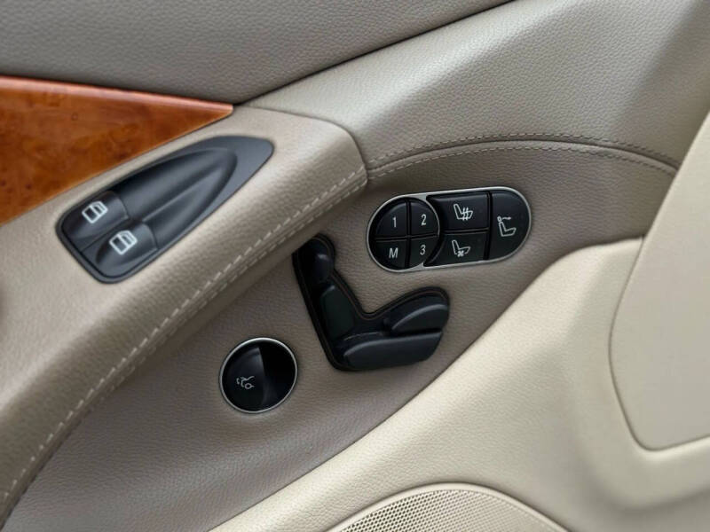 2011 Mercedes-Benz SL-Class SL 550