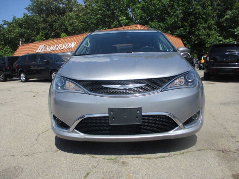 2017 Chrysler Pacifica Touring-L