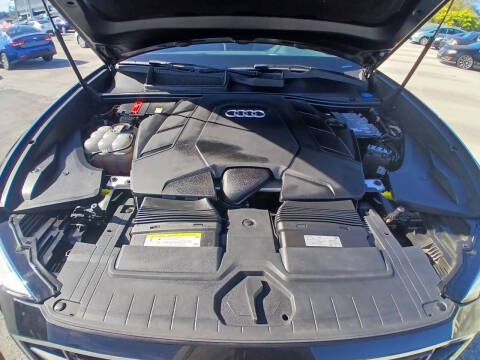 2019 Audi Q8 quattro Premium Plus 55 TFSI