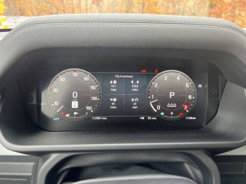 2025 Land Rover Defender 90 P400 X-Dynamic SE