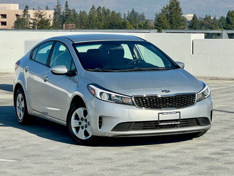 2018 Kia FORTE LX photo 3