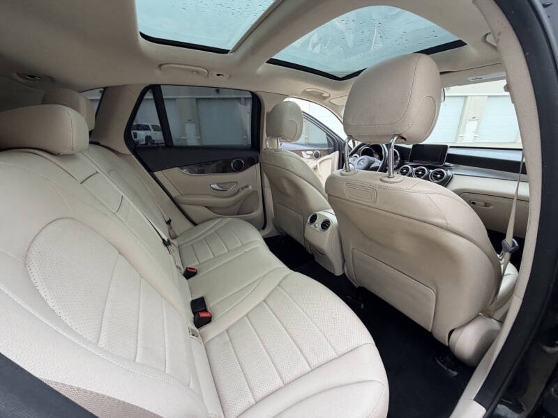 2019 Mercedes-Benz GLC GLC 300 4MATIC