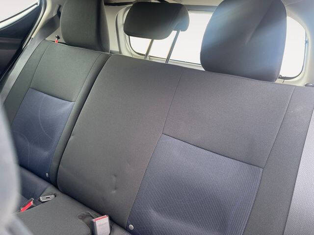 2016 Toyota Prius c Two