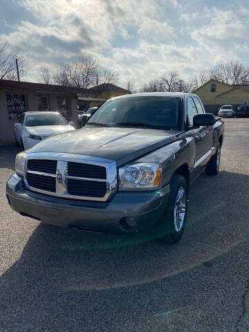 2007 Dodge Dakota for sale at Gator's Auto Sales in Garland TX