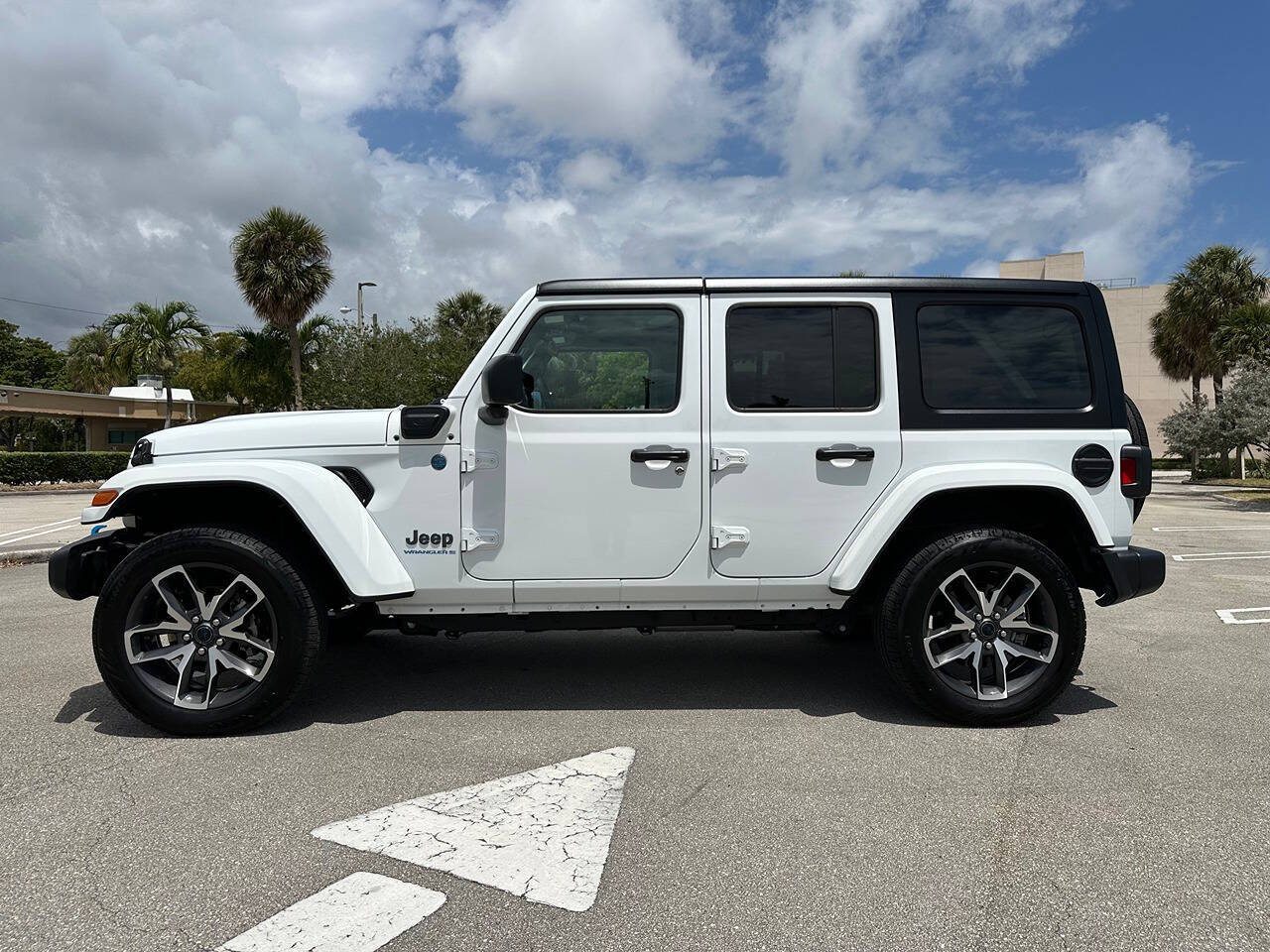 2024 Jeep Wrangler 15