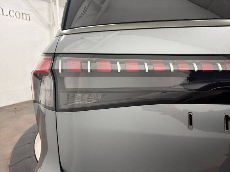 2025 Infiniti QX80 Autograph