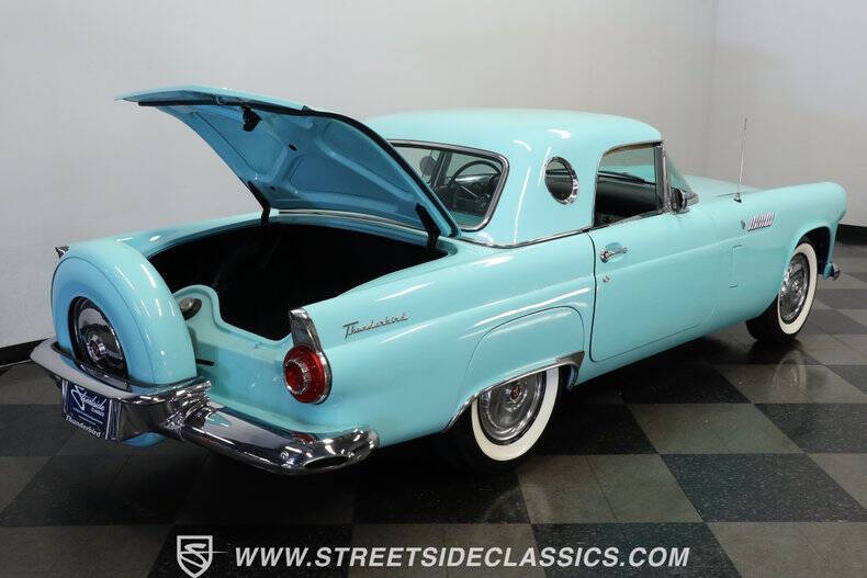 1956 Ford Thunderbird