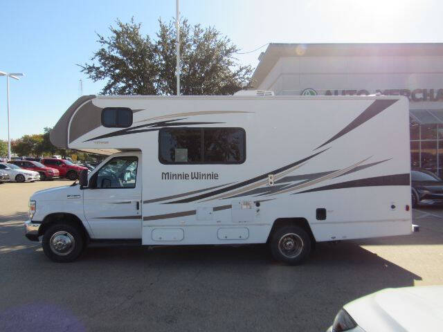 2017 Ford E-Series E-450 SD