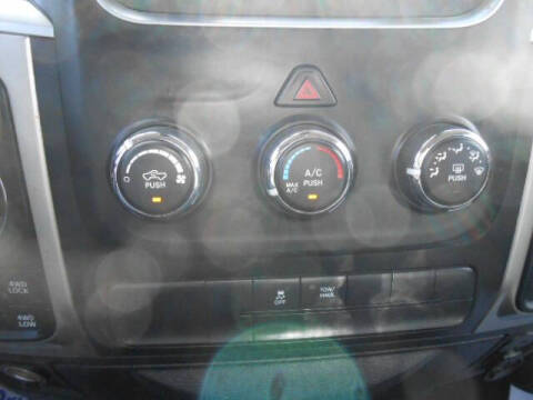 2015 RAM 1500 SLT