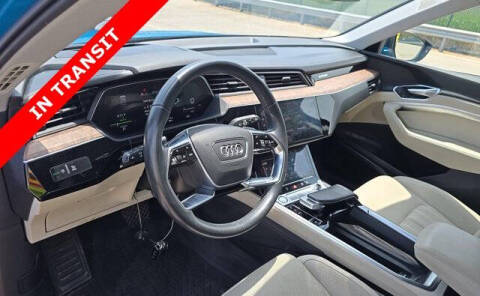 2019 Audi e-tron quattro Prestige