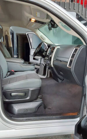 2014 RAM 1500 SLT