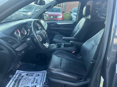 2012 Dodge Grand Caravan R/T