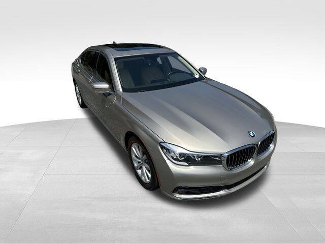 2018 BMW 7 Series 740i