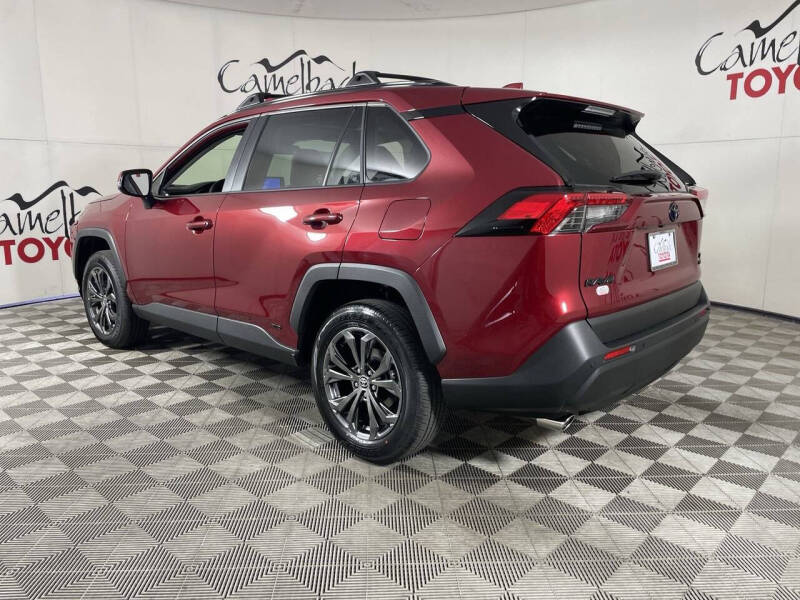 2024 Toyota RAV4 Hybrid XLE Premium