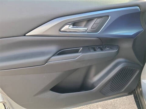 2026 Chevrolet Equinox EV LT 2