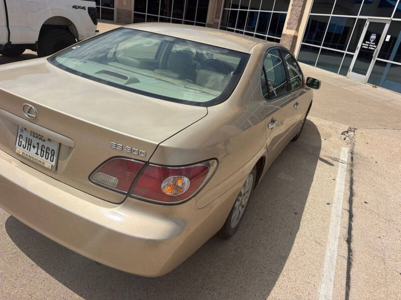 2002 Lexus ES 300