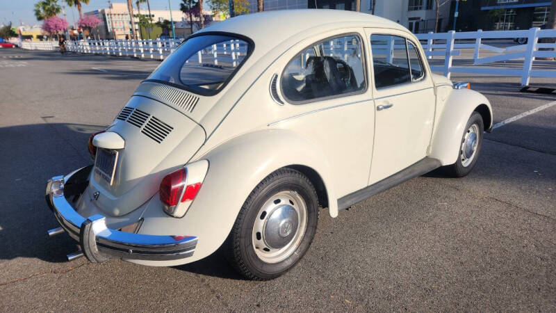 1972 Volkswagen Beetle