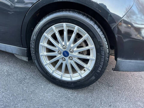 2015 Ford C-MAX Hybrid SEL