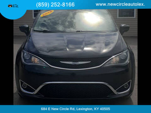 2018 Chrysler Pacifica for sale at New Circle Auto Sales LLC in Lexington KY