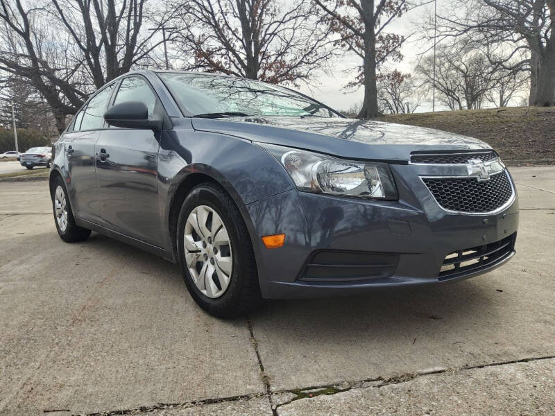 2014 Chevrolet Cruze for sale at Crispin Auto Sales in Urbana IL