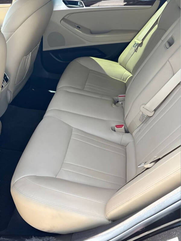 2018 Genesis G80