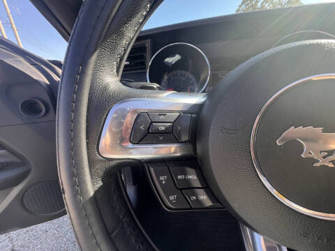 2016 Ford Mustang V6