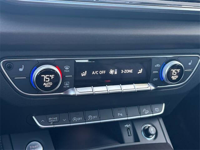 2023 Audi Q5 Sportback quattro S line Prem Plus 45 TFSI