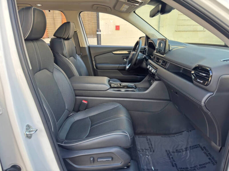 2023 Honda Pilot Elite