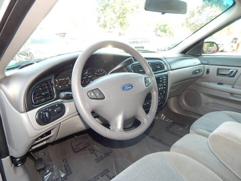 2000 Ford Taurus SEL