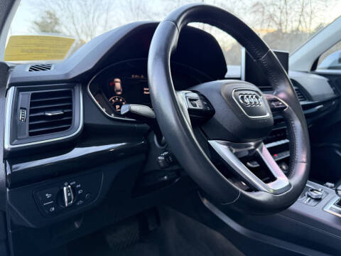 2018 Audi Q5 2.0T quattro Premium Plus