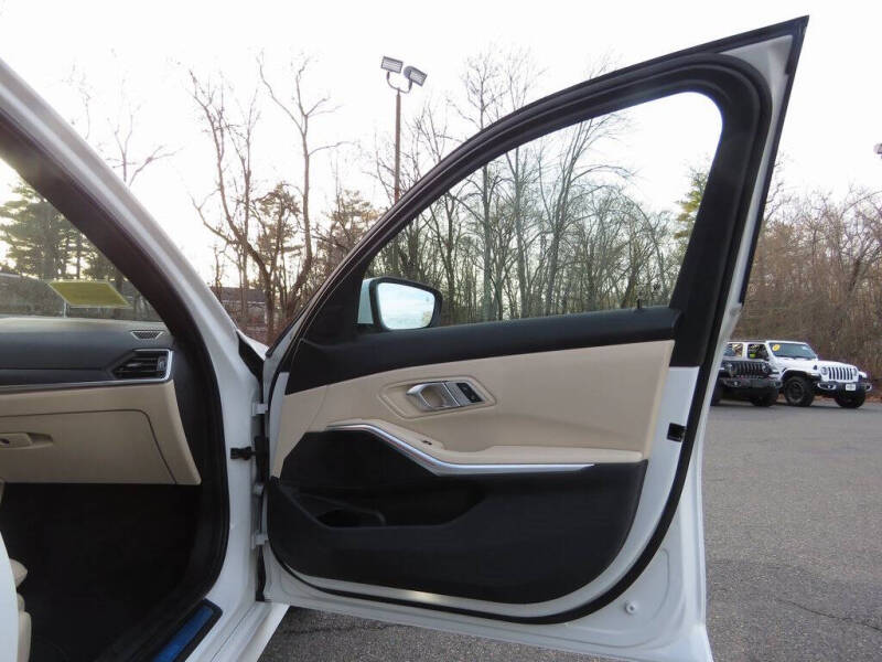 2022 BMW 3 Series 330i xDrive