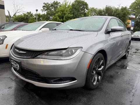 2015 Chrysler 200 S
