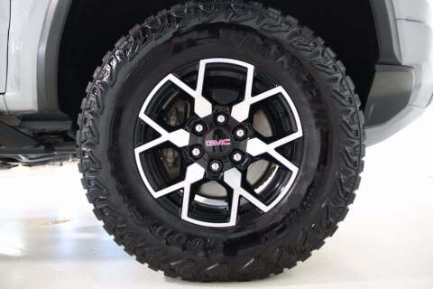 2023 GMC Canyon AT4X