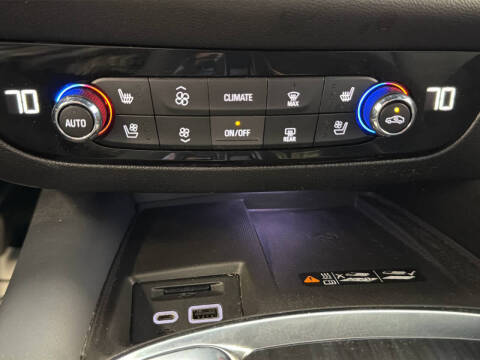 2022 Buick Enclave Premium