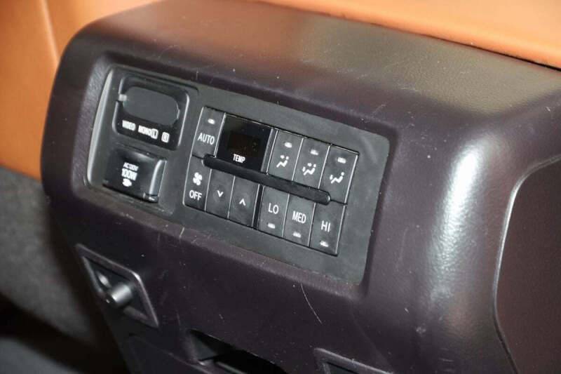 2021 Toyota Sequoia Platinum