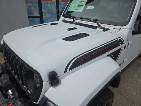 2026 Jeep Gladiator Shadow Ops