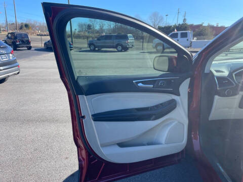 2019 Ford Edge Titanium