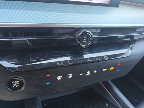 2025 Nissan Murano SL