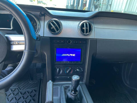 2005 Ford Mustang GT Premium